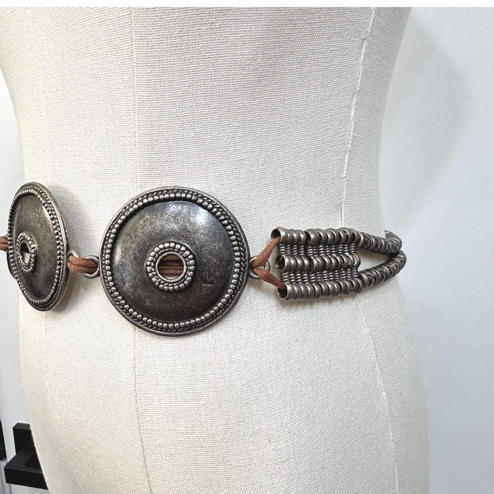 VTG 90s Pewter Tone Disc Waist Belt S/M Leather Laced Stretch Adjustable - Picture 4 of 8